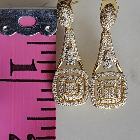 Gold Plated 14k Color and Zircoin Dangle Earrings . NWOT - Picture 6 of 6